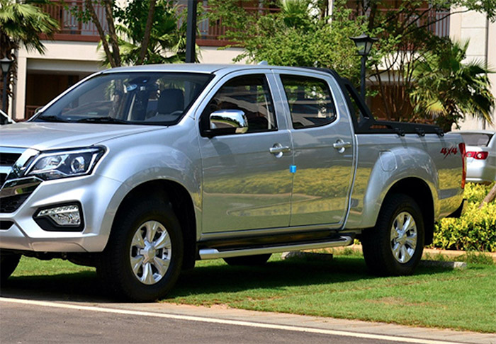 D-max-1